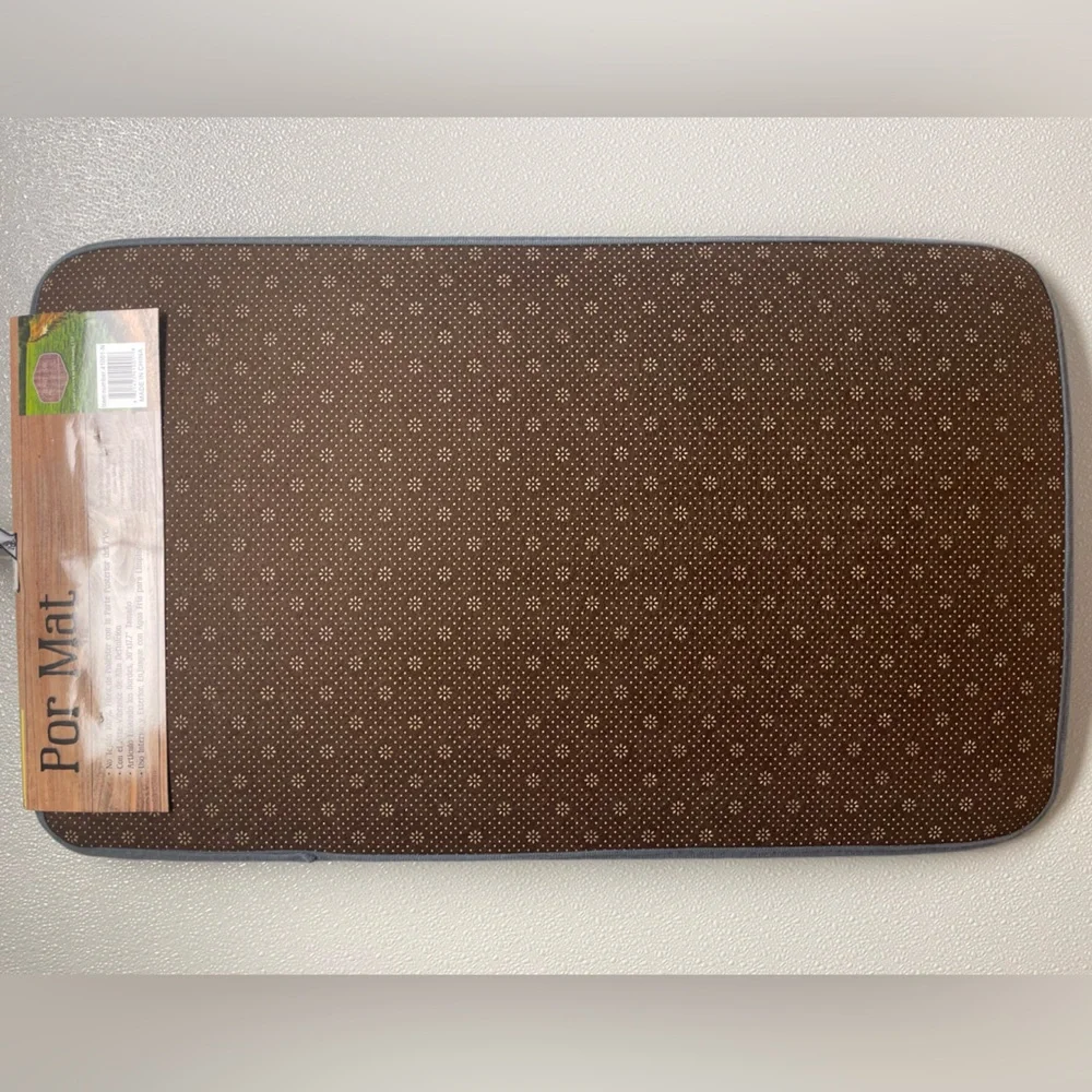 Welcome Dog’s House Door Mat. 30”x17.7” Rug. Chocolate, Black & Golden Labs. Dog